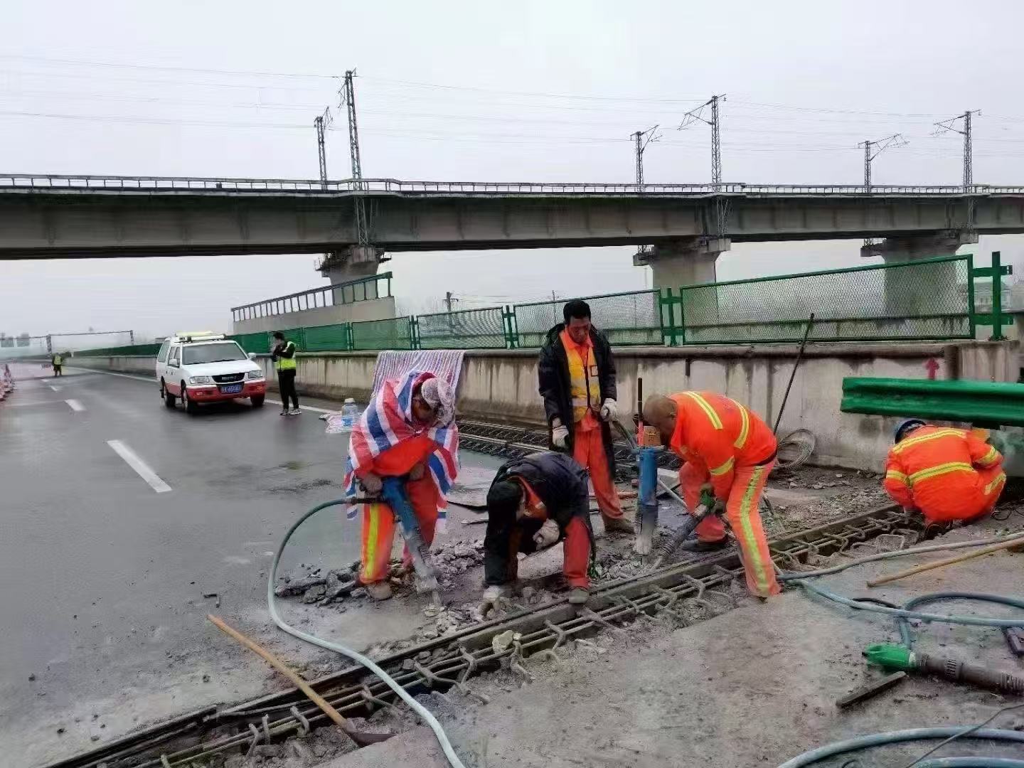 遵化桥梁伸缩缝抢修料